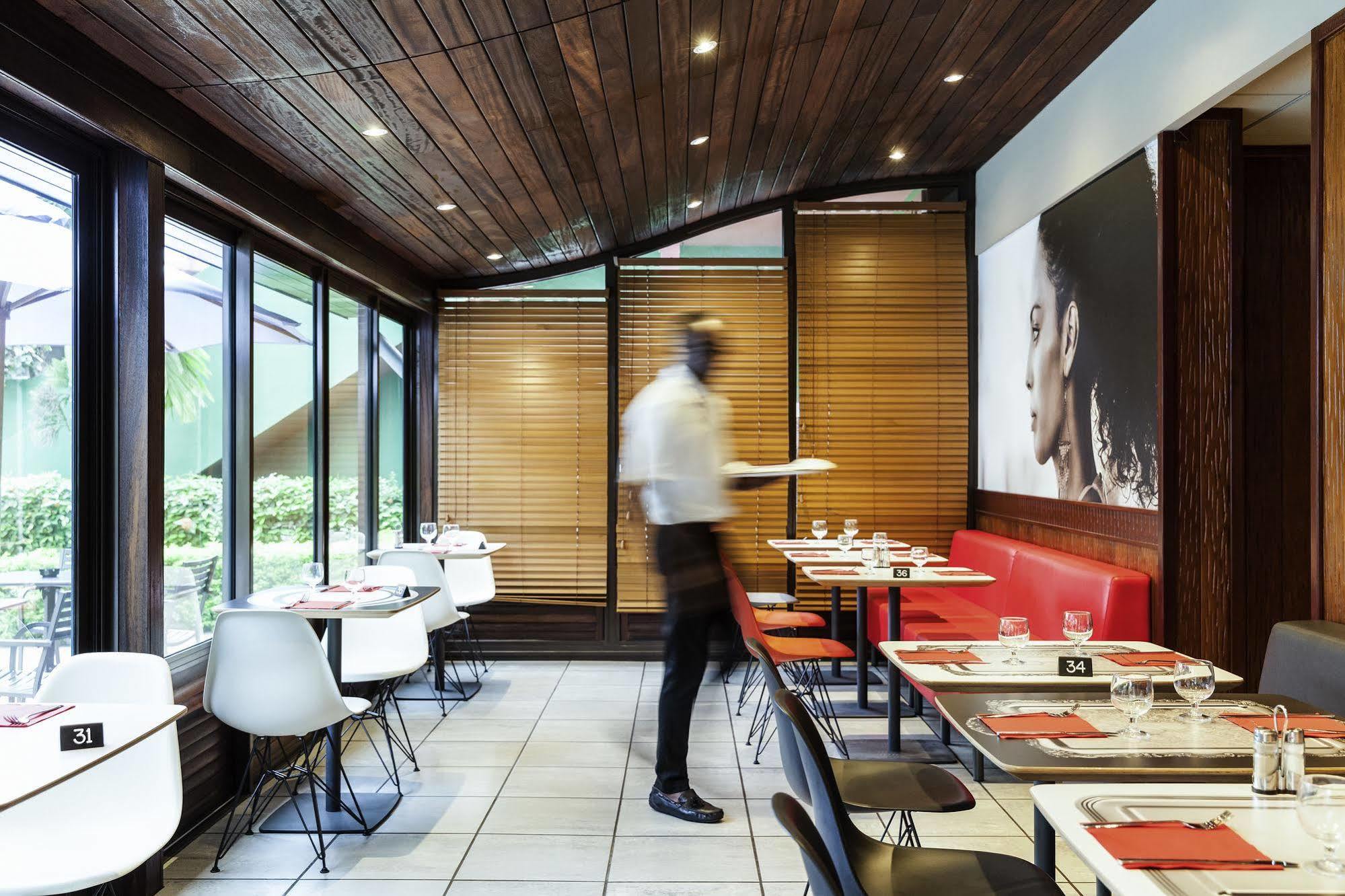 Ibis Douala Hotel Ngoại thất bức ảnh